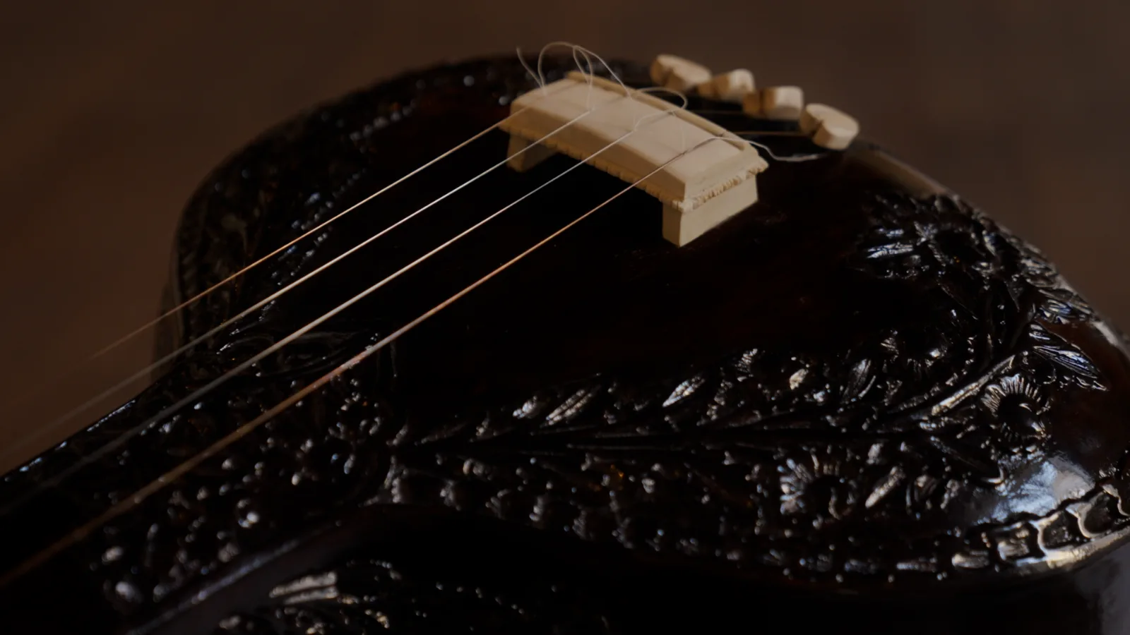 Tanpura 01